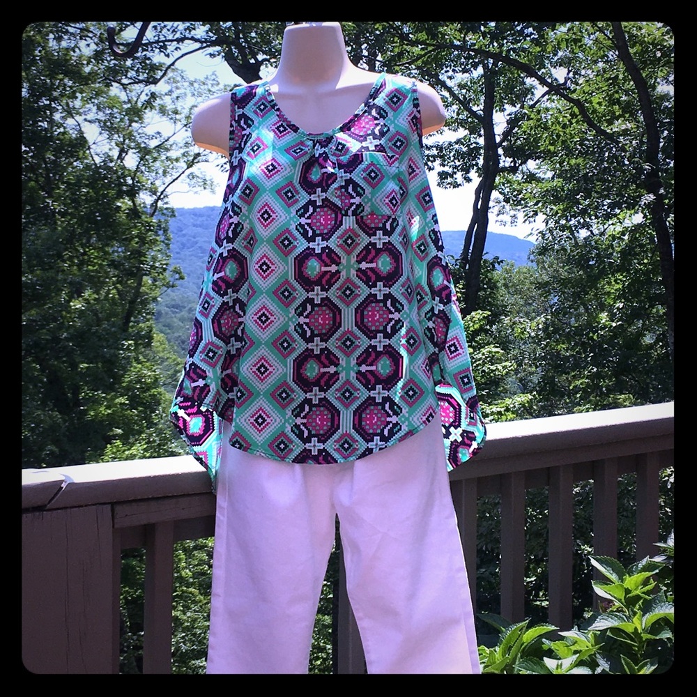 ♥️Bright Boutique Top Size M (150)
